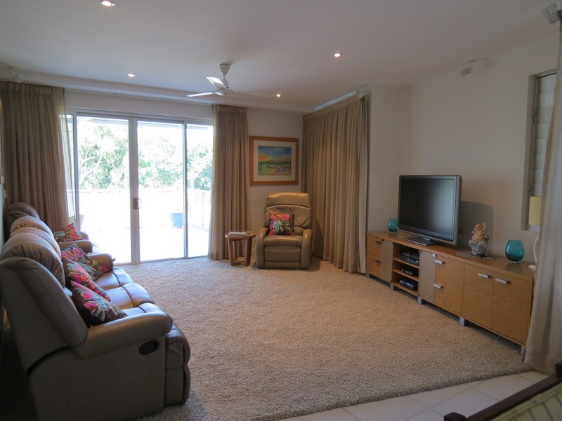1/2b Horseshoe Bay Road, Bowen QLD 4805