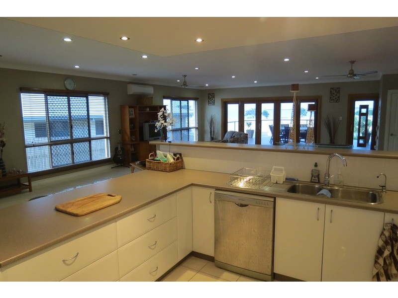 9 Bayside Court, Bowen QLD 4805