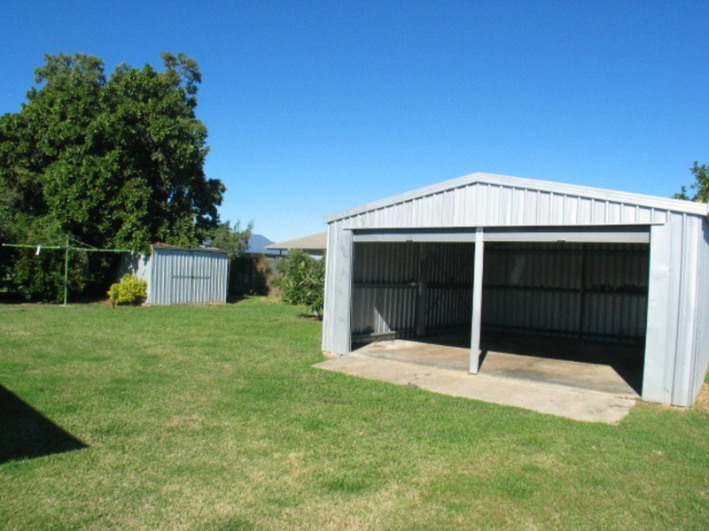 33 Marshall Street, Bowen QLD 4805