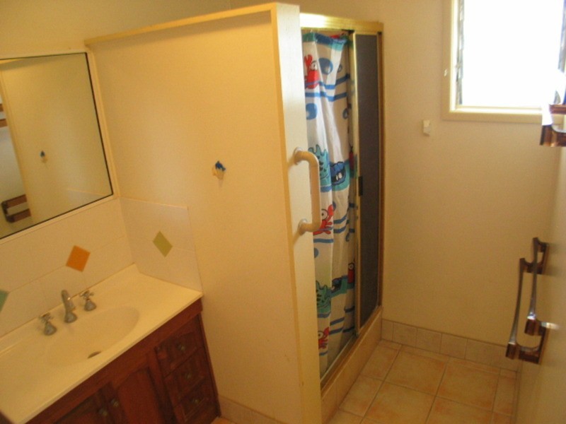 33 Marshall Street, Bowen QLD 4805