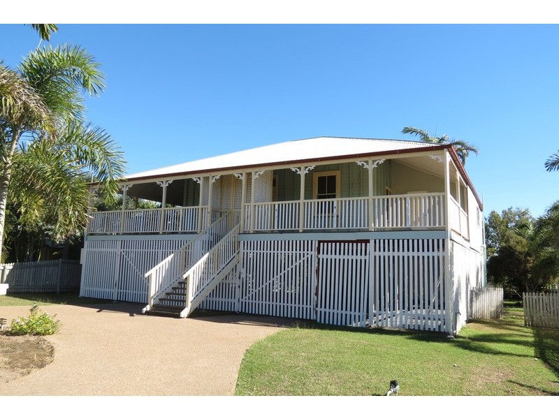 16 Thomas Street, Bowen QLD 4805