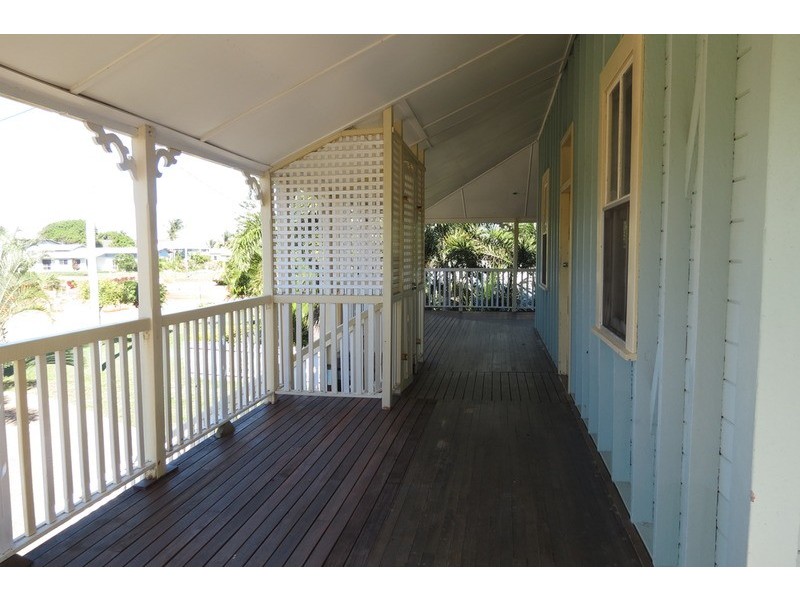 16 Thomas Street, Bowen QLD 4805