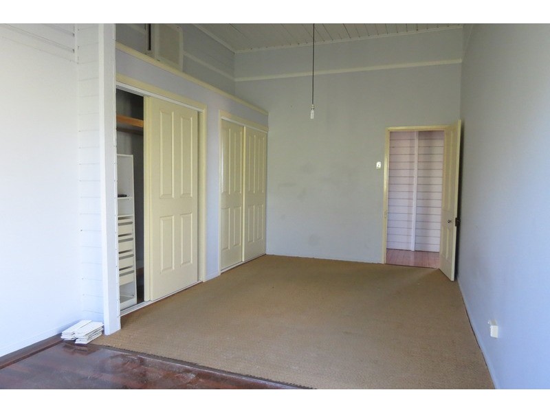 16 Thomas Street, Bowen QLD 4805