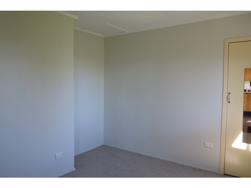 16 Thomas Street, Bowen QLD 4805