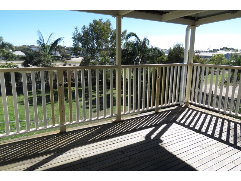 16 Thomas Street, Bowen QLD 4805
