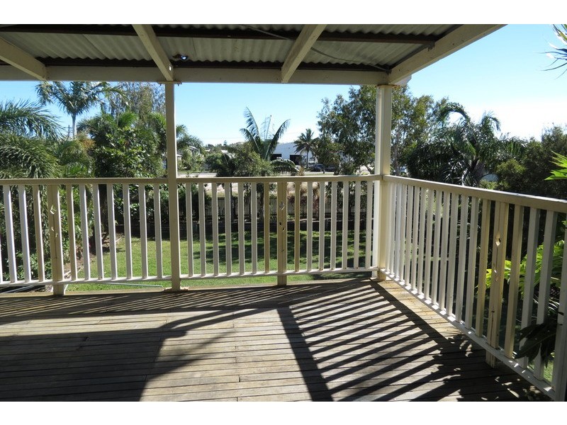 16 Thomas Street, Bowen QLD 4805