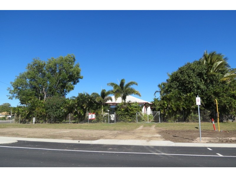 9 Leichhardt Street, Bowen QLD 4805