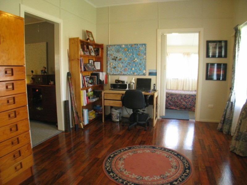 25 Leichhardt Street, Bowen QLD 4805