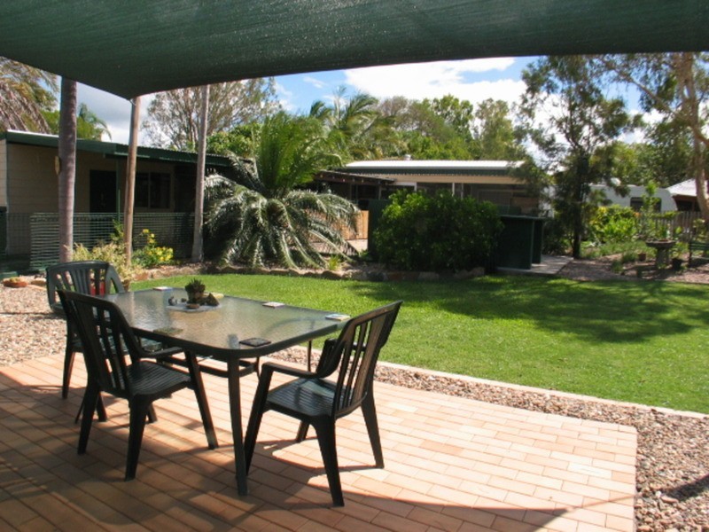 25 Leichhardt Street, Bowen QLD 4805