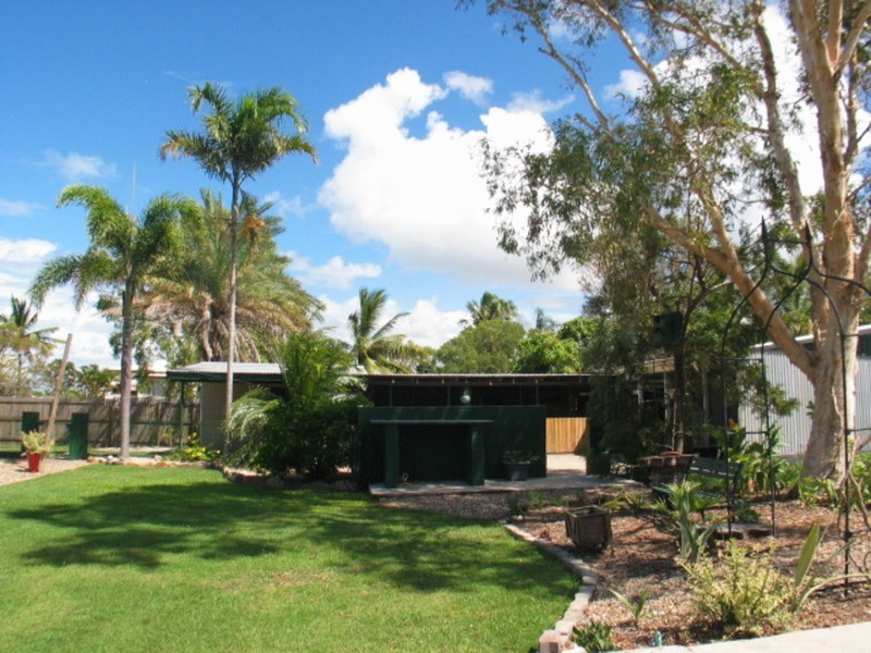 25 Leichhardt Street, Bowen QLD 4805