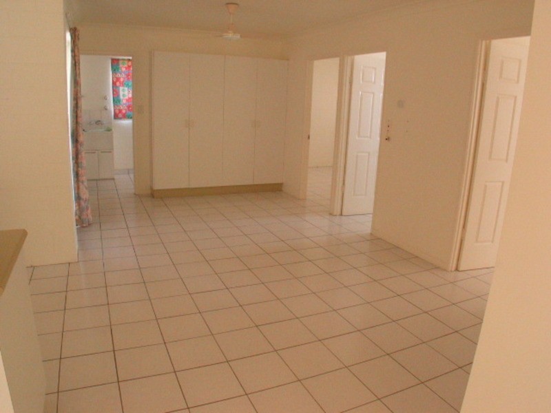 2/30 John Street, Bowen QLD 4805