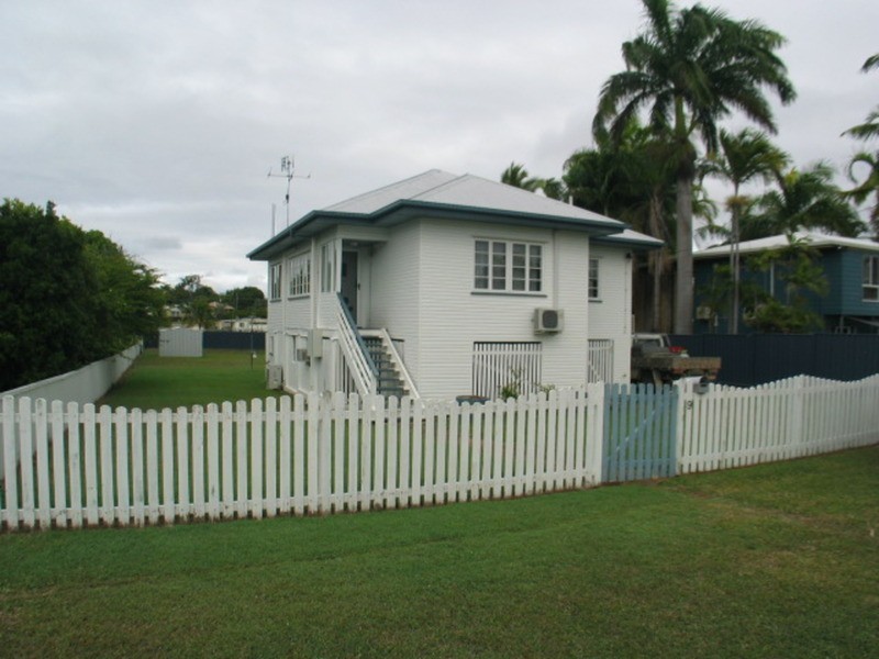 9 Russell Street, Bowen QLD 4805