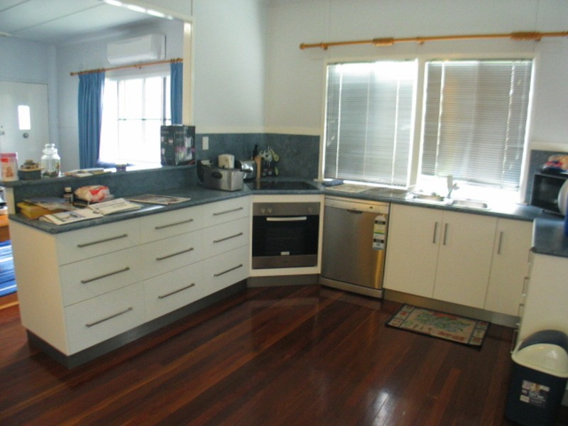 9 Russell Street, Bowen QLD 4805