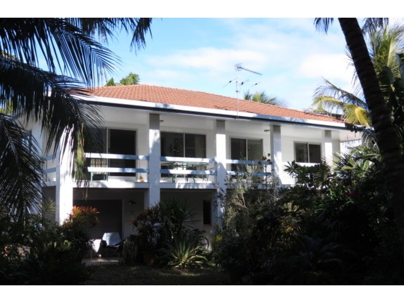 2 Horseshoe Bay Road, Bowen QLD 4805