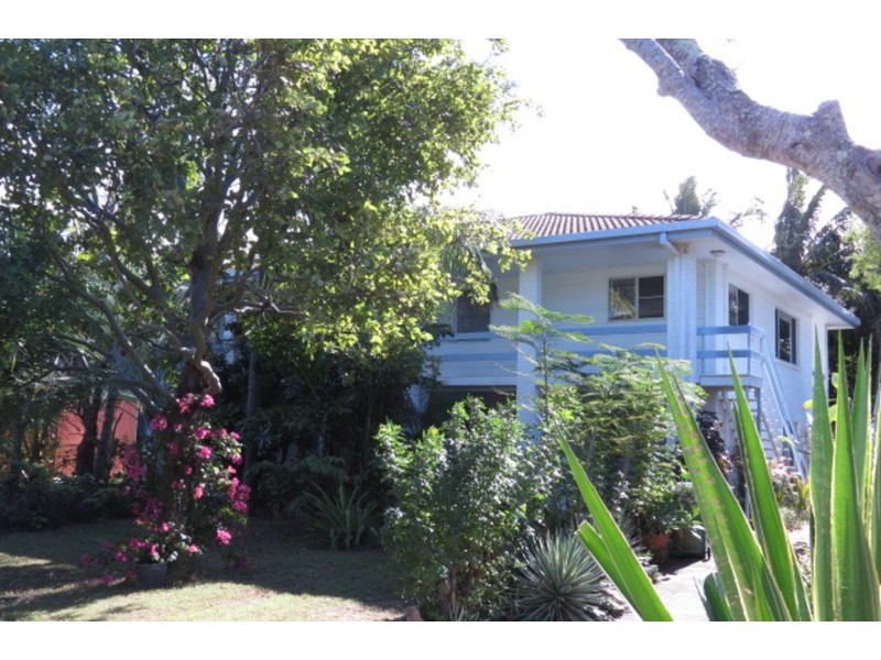 2 Horseshoe Bay Road, Bowen QLD 4805