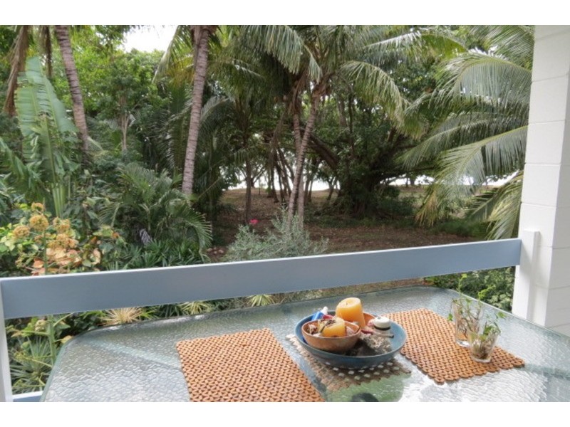 2 Horseshoe Bay Road, Bowen QLD 4805