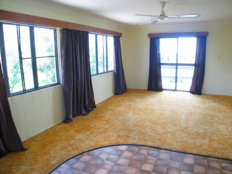 15 Avicennia Street, Bowen QLD 4805