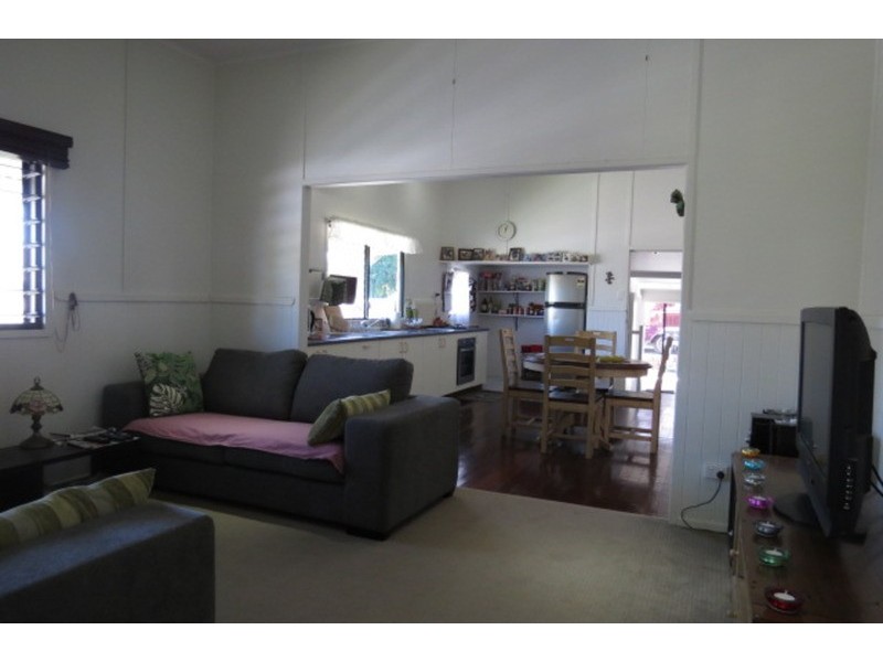 4 Johnston Street, Bowen QLD 4805