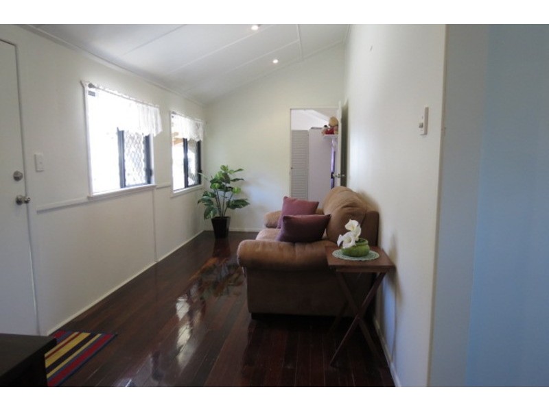 4 Johnston Street, Bowen QLD 4805