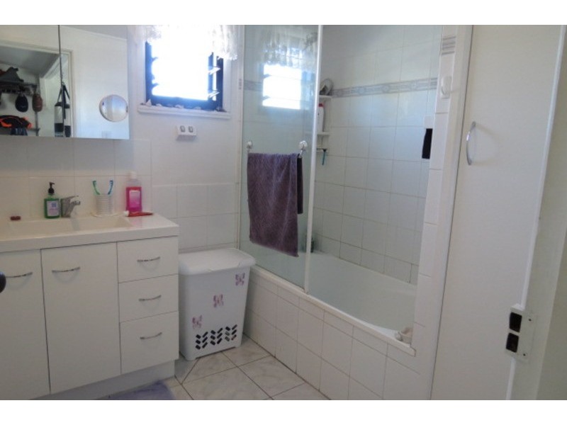 4 Johnston Street, Bowen QLD 4805