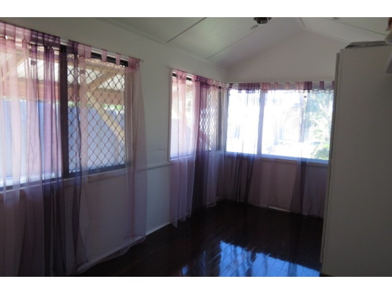 4 Johnston Street, Bowen QLD 4805