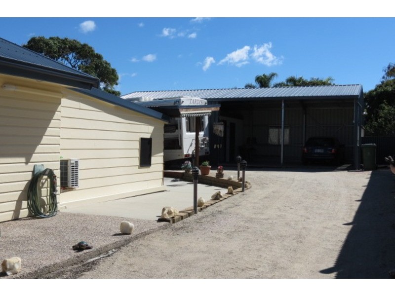 4 Johnston Street, Bowen QLD 4805