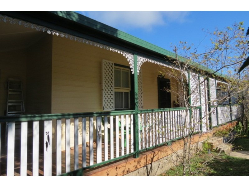 39 Livingstone Street, Bowen QLD 4805