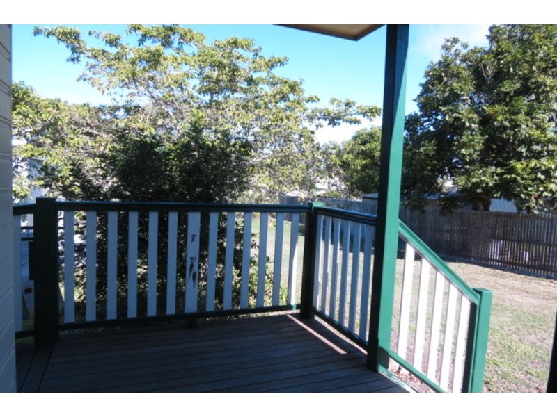 39 Livingstone Street, Bowen QLD 4805