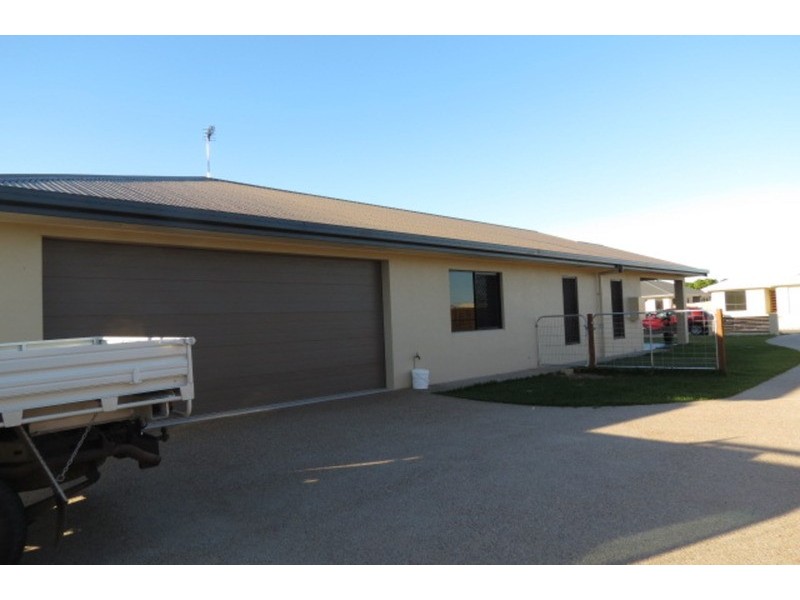 17 Lime Tree Court, Bowen QLD 4805