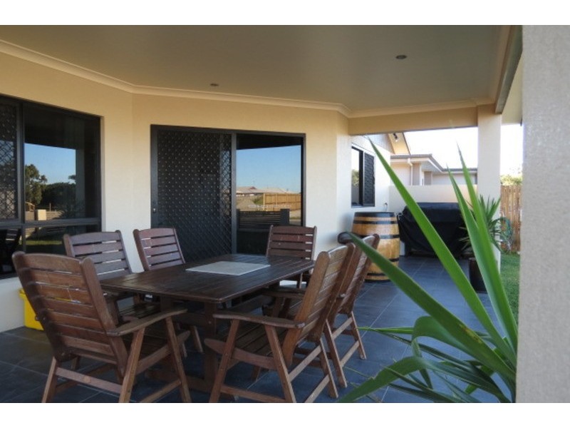 17 Lime Tree Court, Bowen QLD 4805