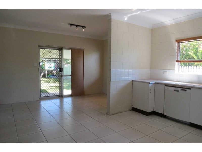 1 Gloucester Street, Bowen QLD 4805