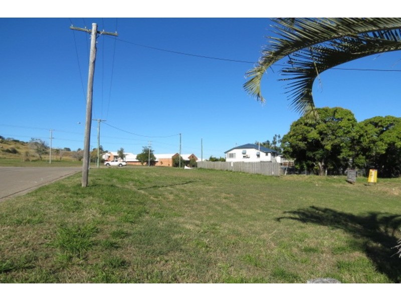 71 Leichhardt Street, Bowen QLD 4805