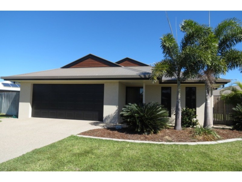 11 Lucinda Place, Bowen QLD 4805