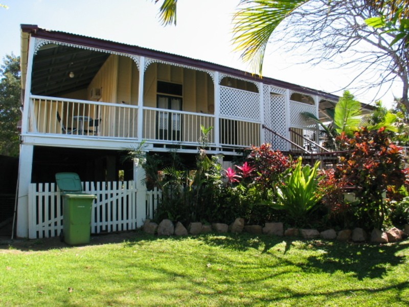 60 Gordon Street, Bowen QLD 4805