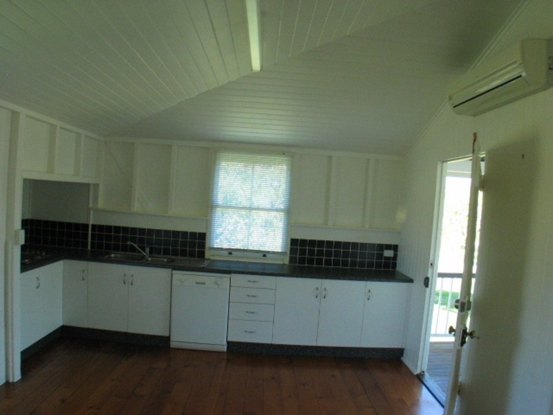 55 Livingstone Street, Bowen QLD 4805