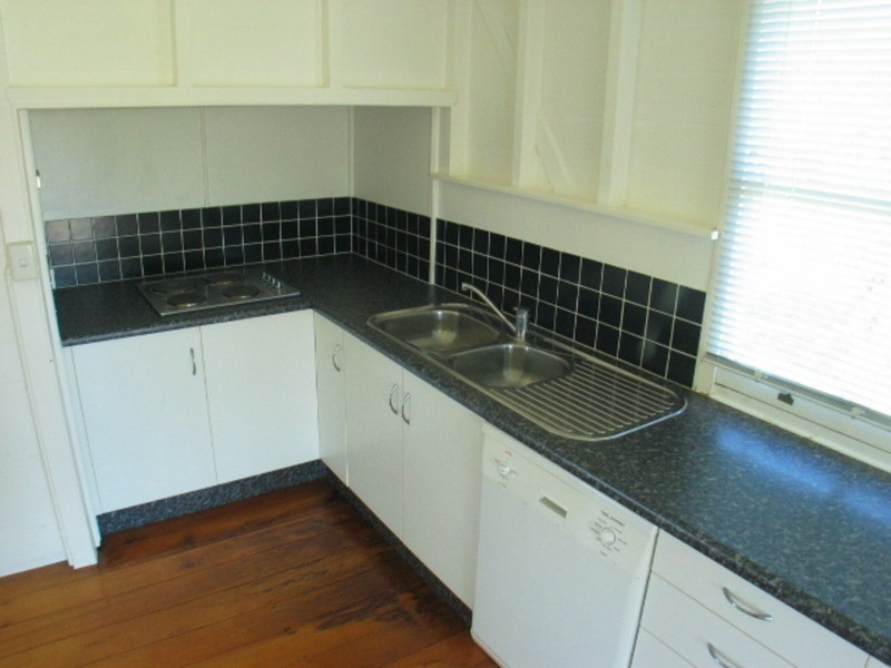 55 Livingstone Street, Bowen QLD 4805