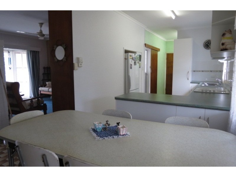 16 Denison Street, Bowen QLD 4805