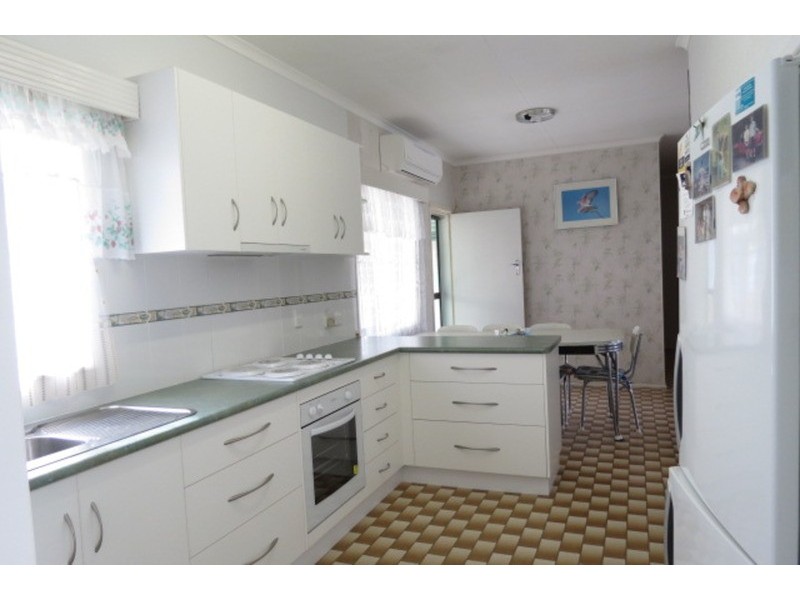 16 Denison Street, Bowen QLD 4805