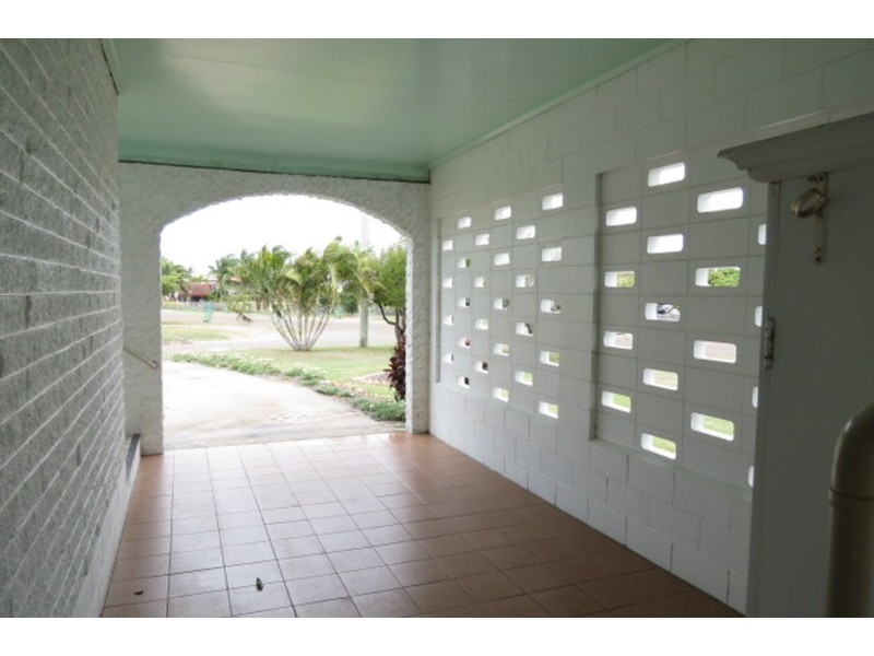 16 Denison Street, Bowen QLD 4805