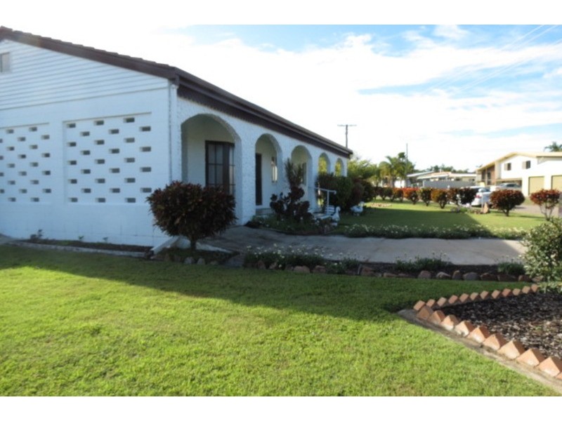 16 Denison Street, Bowen QLD 4805