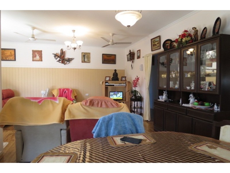 27 Emmerson Drive, Bowen QLD 4805