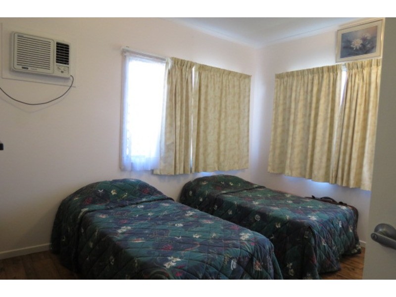 27 Emmerson Drive, Bowen QLD 4805