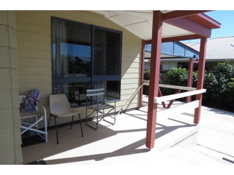 27 Emmerson Drive, Bowen QLD 4805