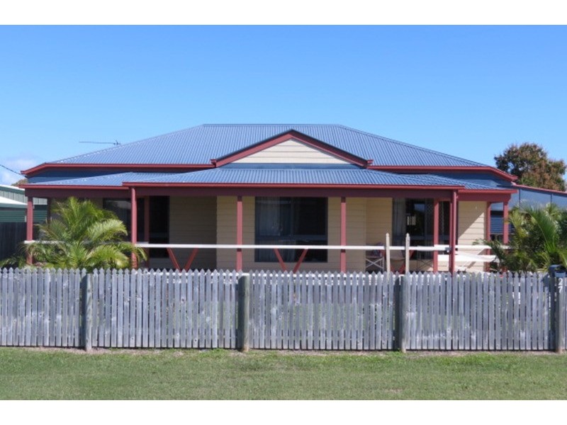 27 Emmerson Drive, Bowen QLD 4805