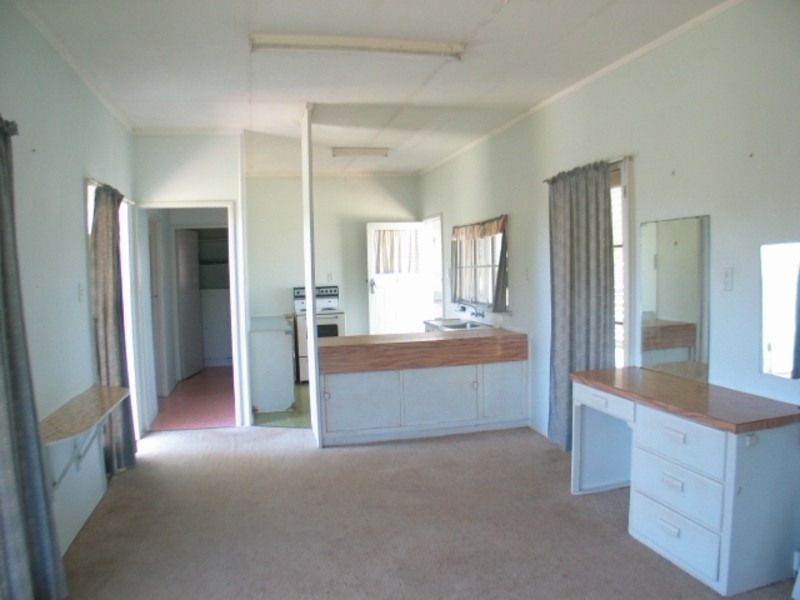 3 Ezzy Street, Bowen QLD 4805