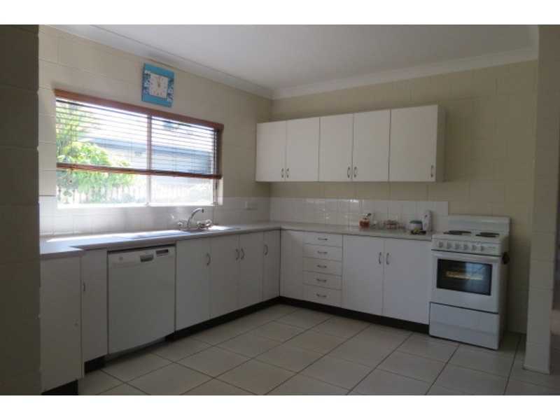 1 Gloucester Street, Bowen QLD 4805