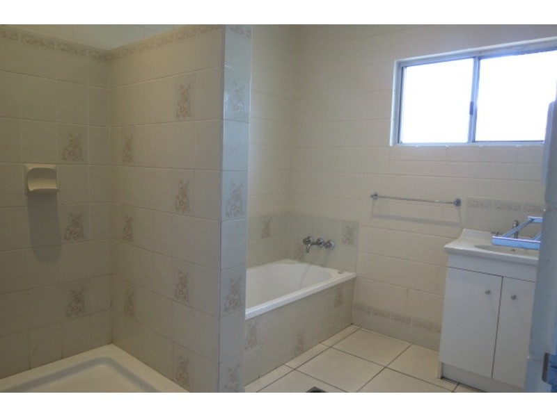 1 Gloucester Street, Bowen QLD 4805
