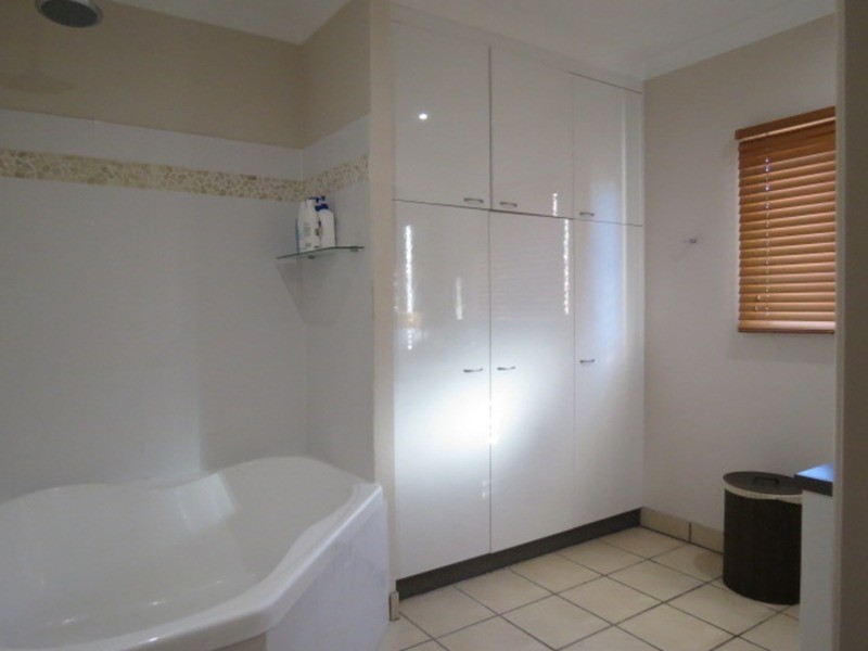 11 Kirkpatrick Court, Bowen QLD 4805