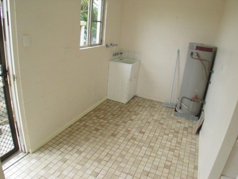 20 Avicennia Street, Bowen QLD 4805