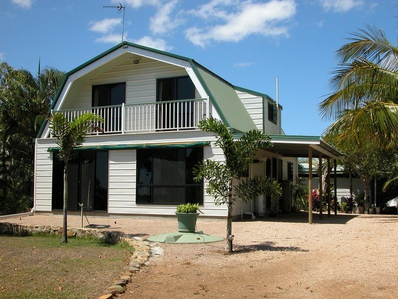 6 Baxter Avenue, Brisk Bay QLD 4805